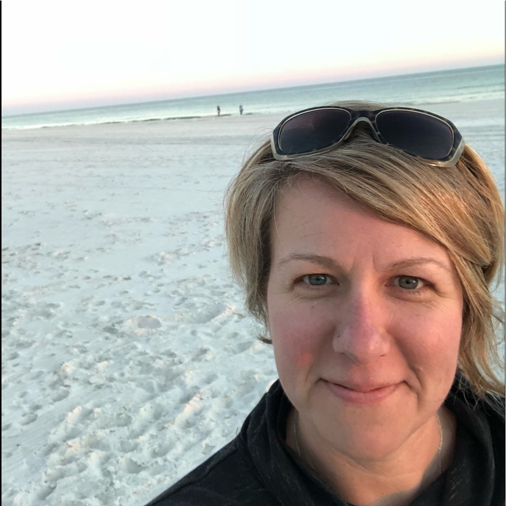 Meet your Posher, Meredith